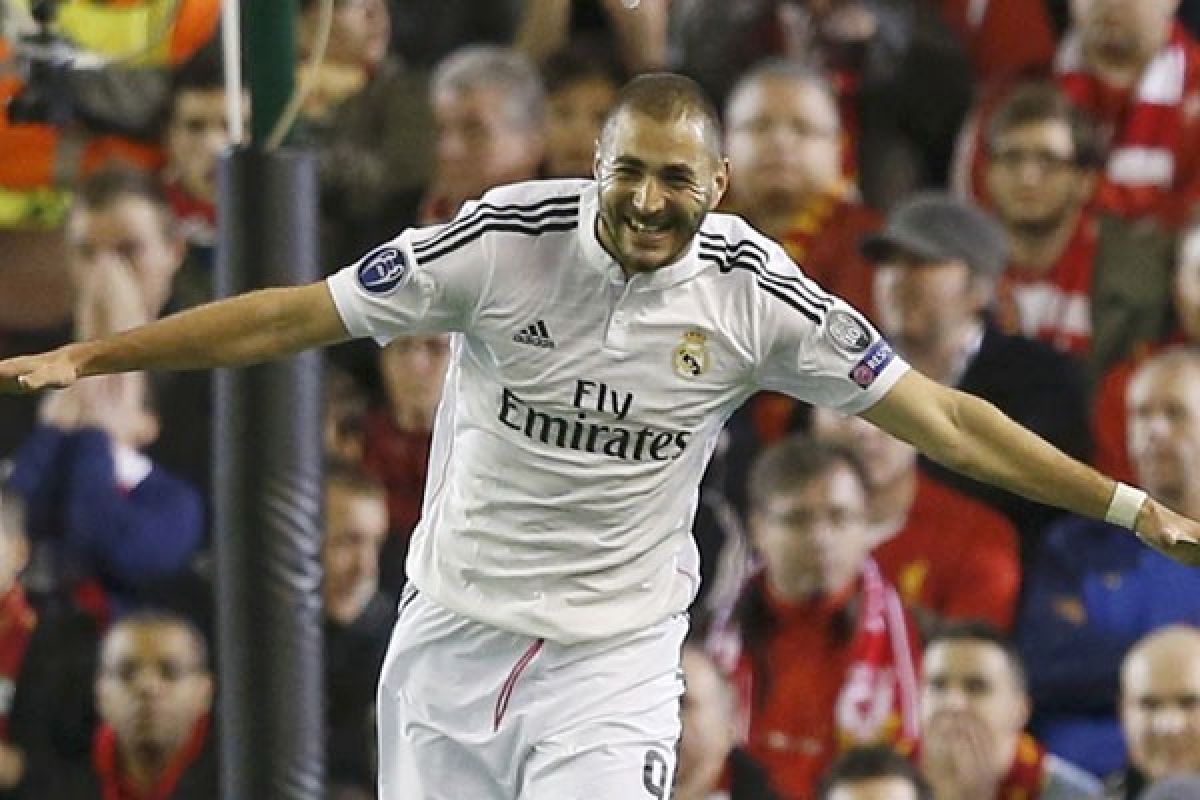 Cetak dua gol,  Benzema antar Real Madrid tundukkan Girona