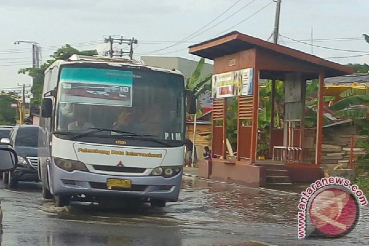 30 unit bus transmusi siap dilelang