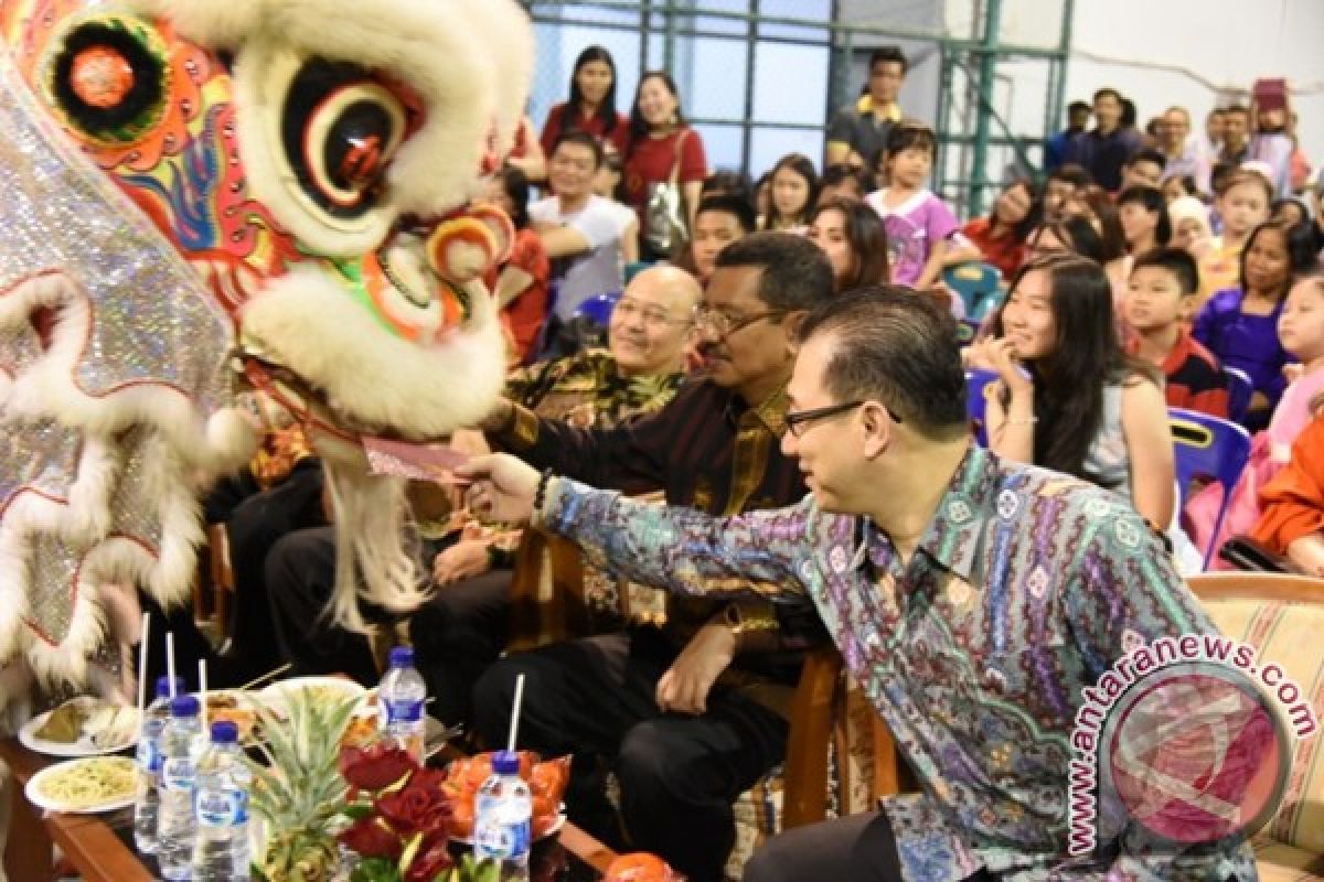 Asian Agri Rayakan Imlek Bersama Karyawan