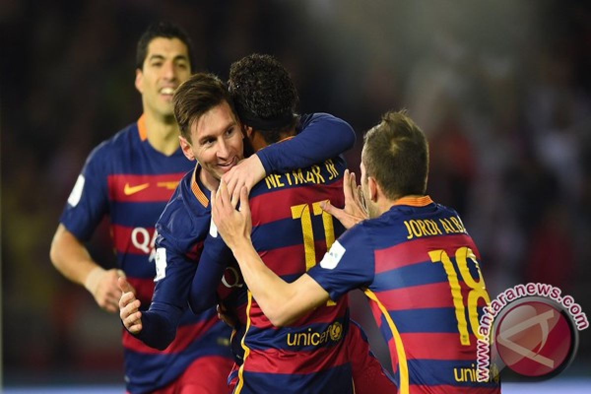 Spesialis Tendangan Bebas Messi Bawa Barca Masuk Delapan Besar