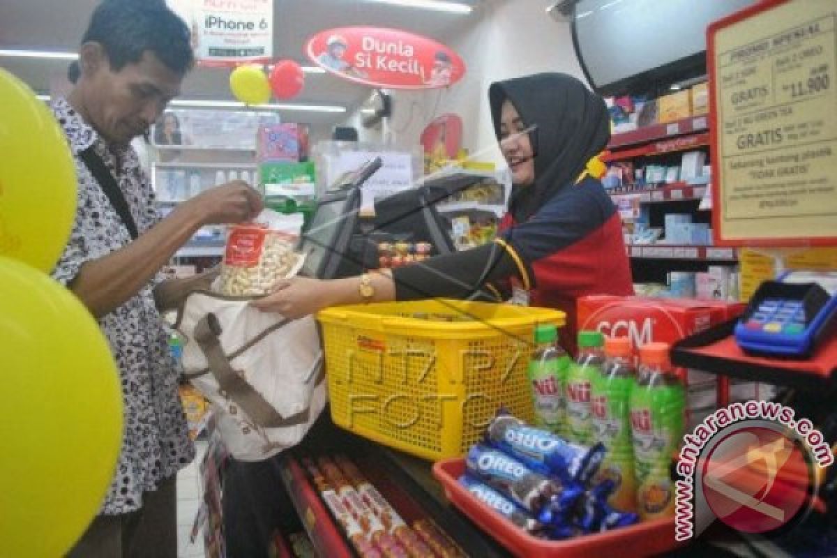 Pemkot Bekasi Kaji Efektivitas Kantong Plastik Berbayar