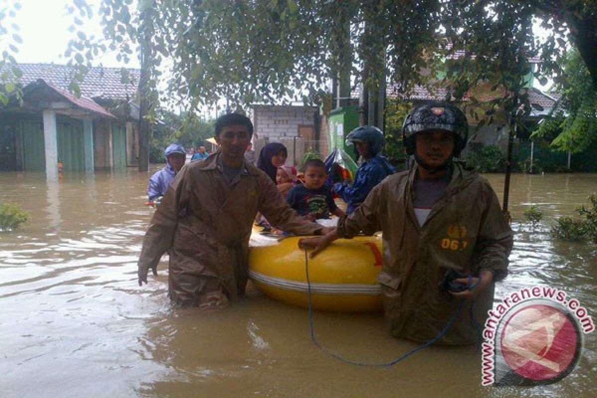 Ribuan Warga Cibitung Tergenang Banjir