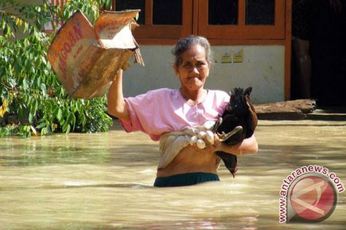 Banjir di Gresik Masih Rendam Tiga Desa
