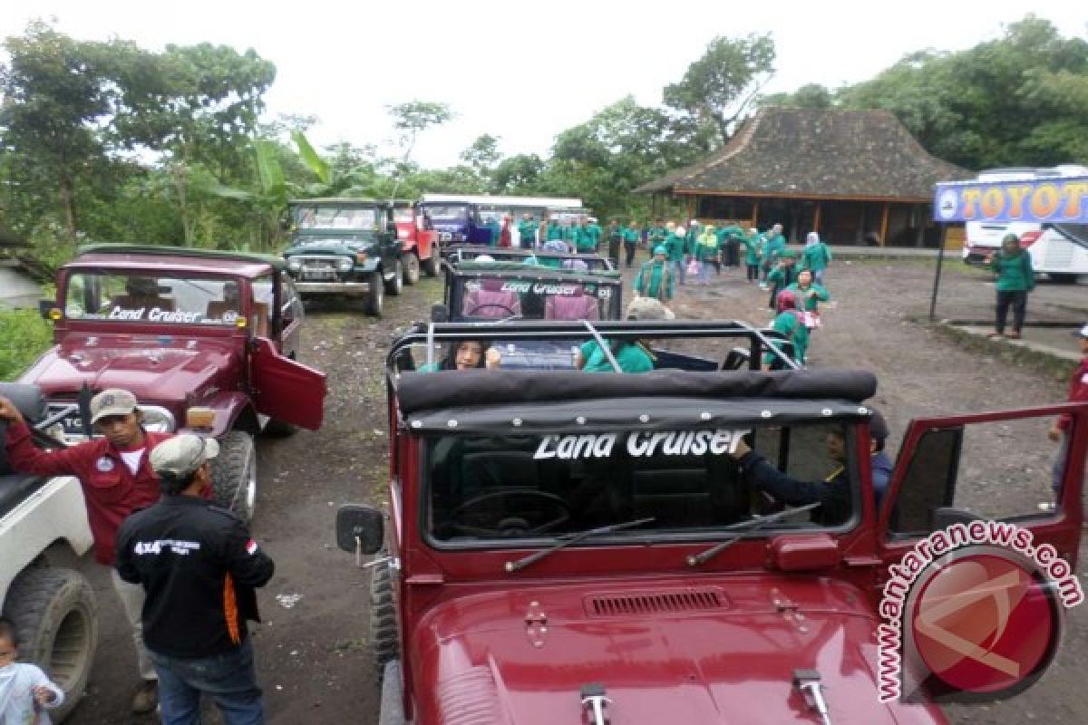 Penambang Minyak Tradisional Bojonegoro Kunjungi Merapi