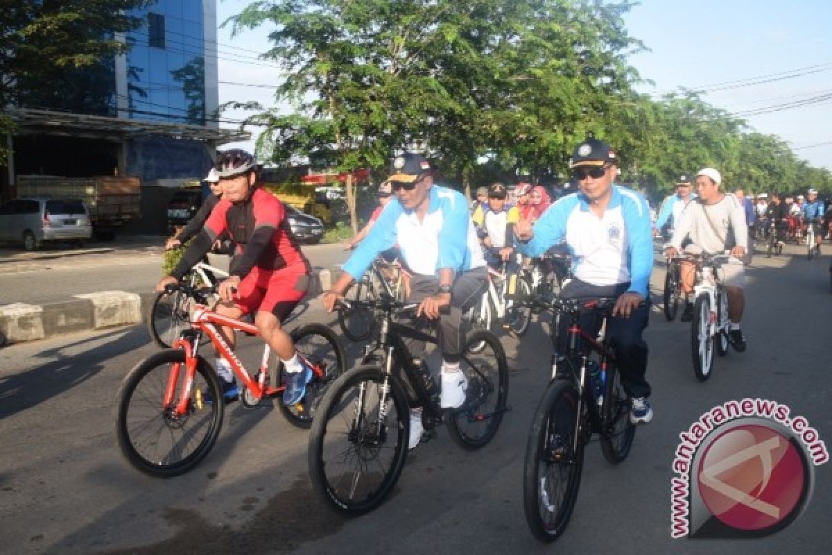 Lantamal Pontianak Gelar Fun Bike HUT Pomal