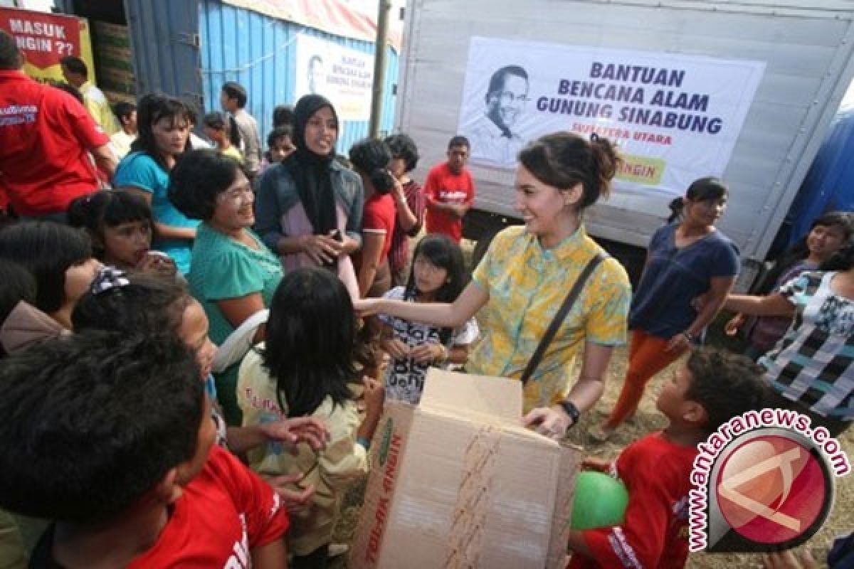 Pemkab Atasi Keterlambatan Bantuan Logistik Pengungsi Sinabung