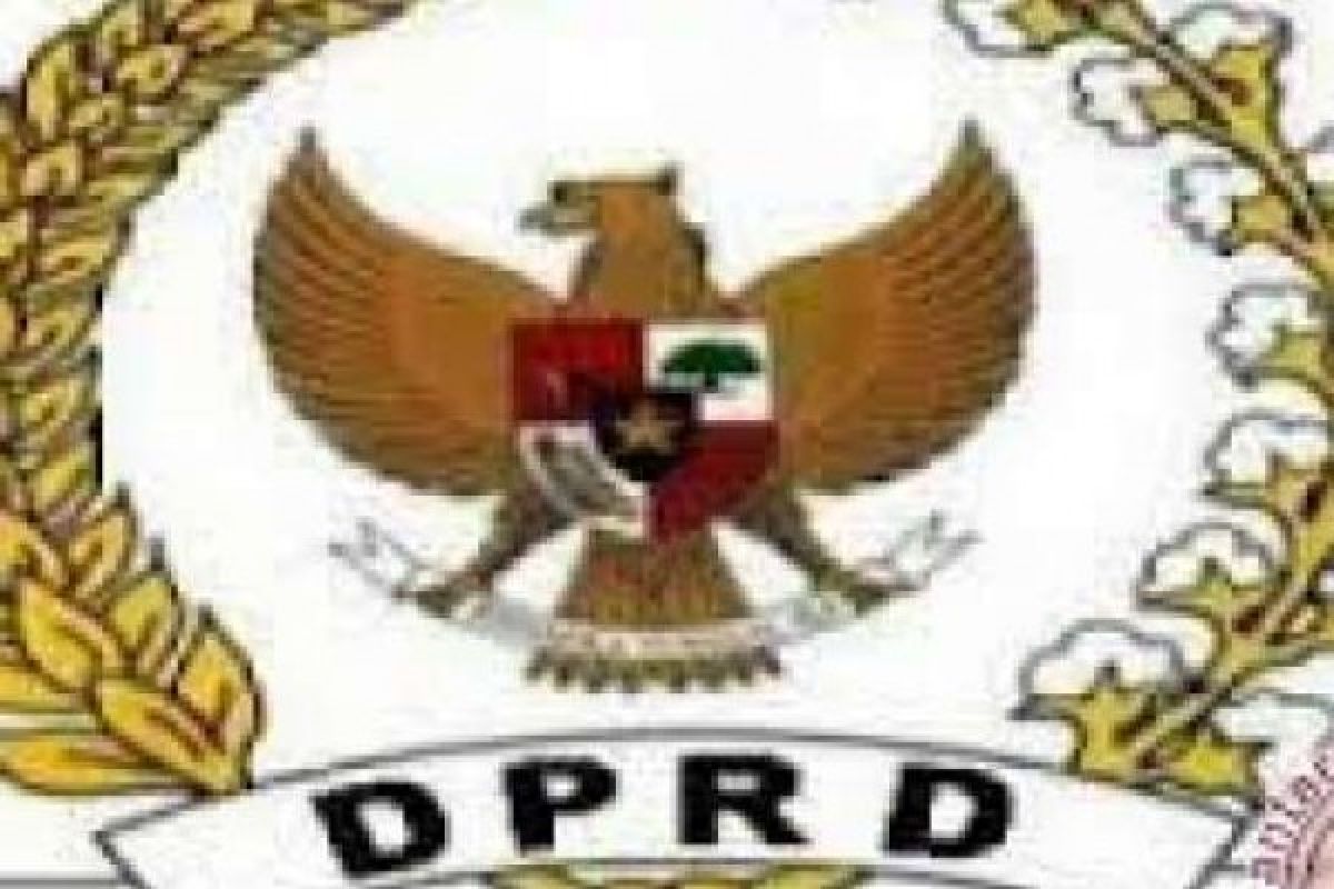 DPRD Bengkalis Langsung Serahkan Berkas Penetapan Bupati ke Plt Gubri