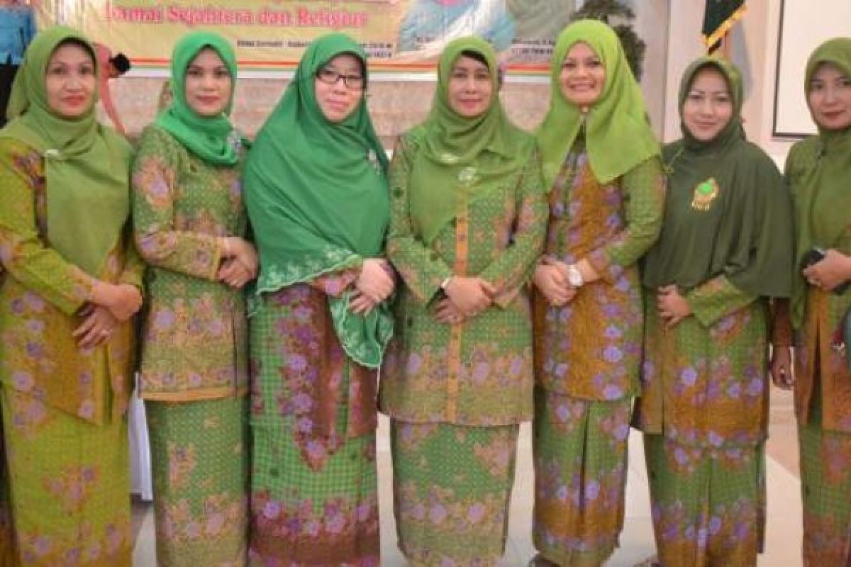 Zulaikhah Wardan Hadiri Konferensi Wilayah VI Muslimat NU