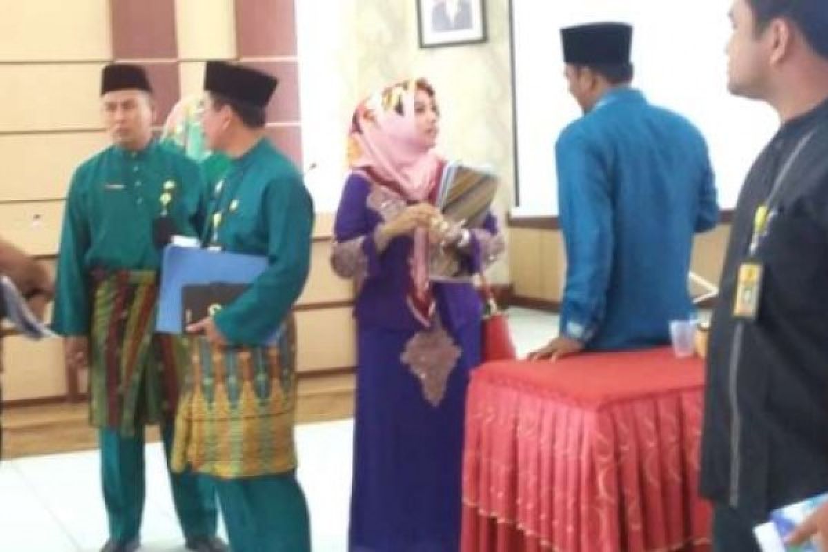 Dampak Pengurangan Dana Perimbangan, Anggaran SKPD Rohil Dipangkas 20-40 Persen