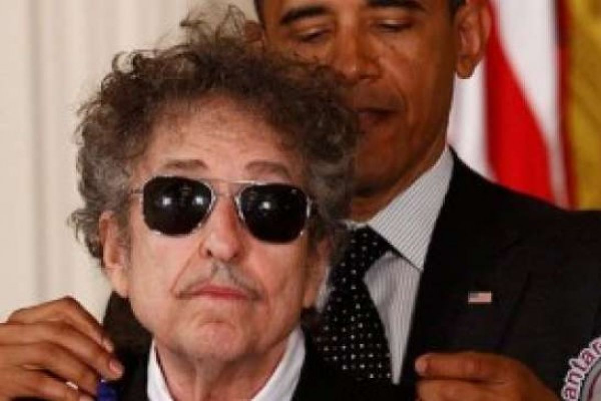 Legendaris Bob Dylan Terus Berkarya, Siapkan Album dan Tur Baru