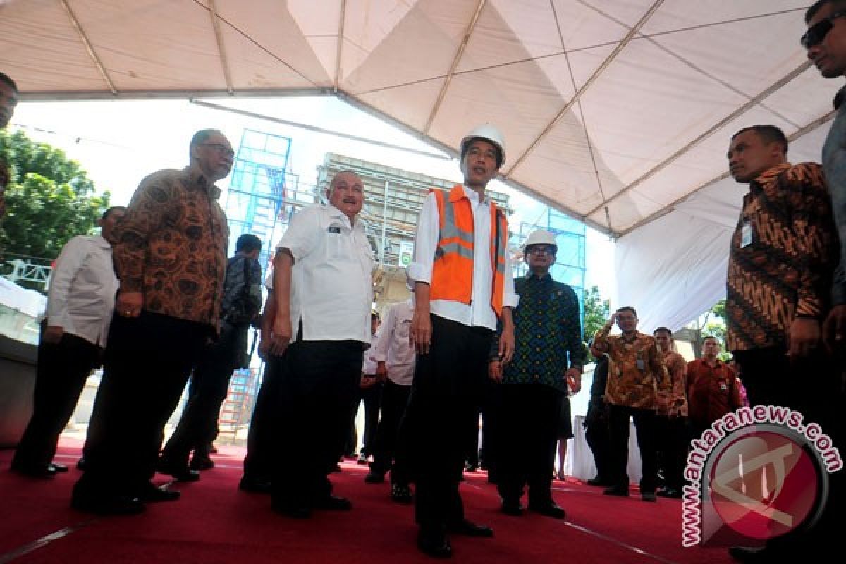 Presiden: bandara harus terkoneksi moda transportasi lain