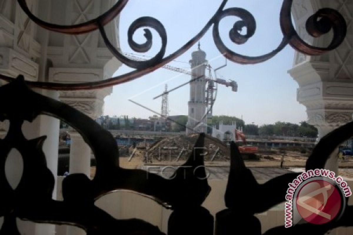 DPRA Rapat Tertutup Dengan Kontraktor Masjid Raya