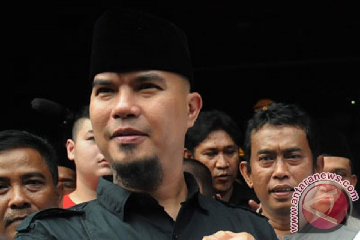 Relawan Jokowi laporkan Ahmad Dhani ke polisi