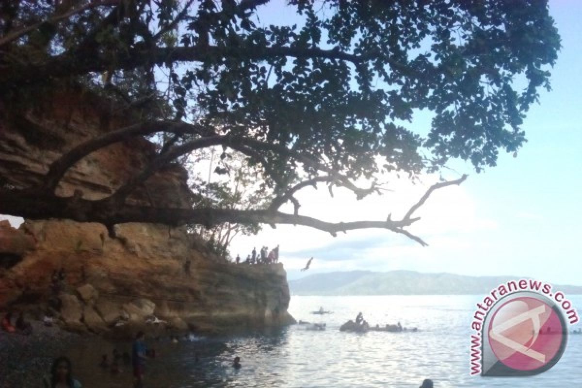 Pantai Liliboi Mulai Dibenahi