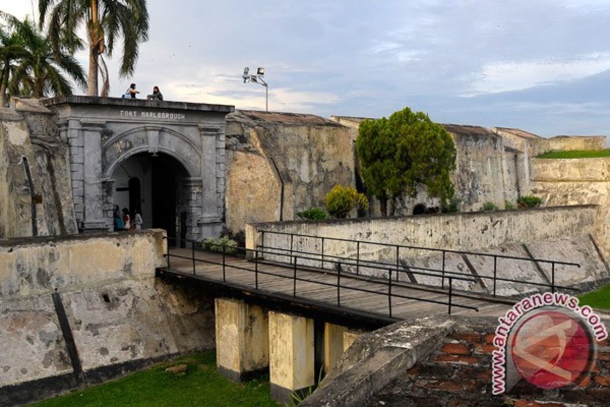 Ketua DPR Ade Komaruddin Saksikan GMT di Benteng Marlborough Bengkulu