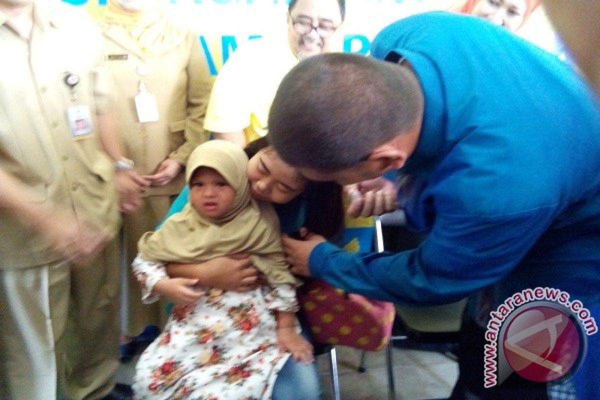 Wali Kota Kediri Minta Ibu Tak Lewatkan Pemberian Vaksin