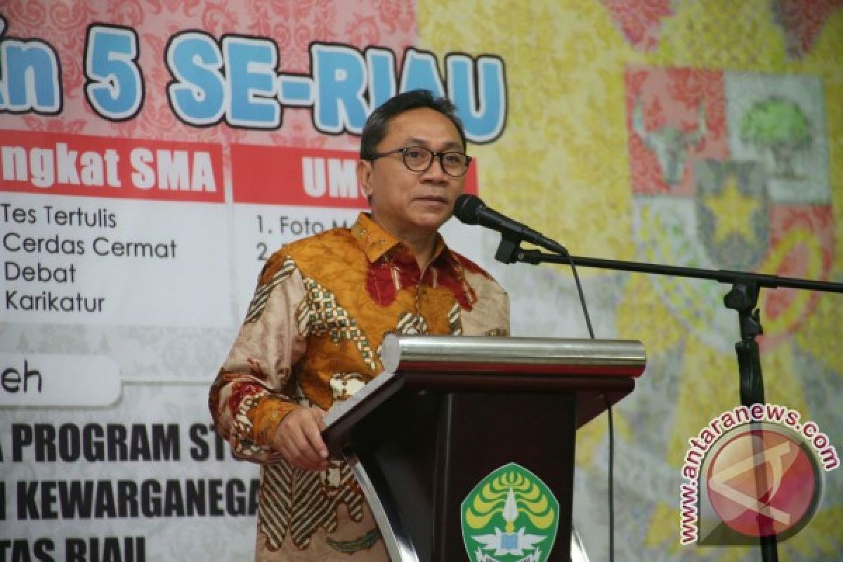 Zulkifli Hasan nilai demokrasi Indonesia condong kebarat-baratan 