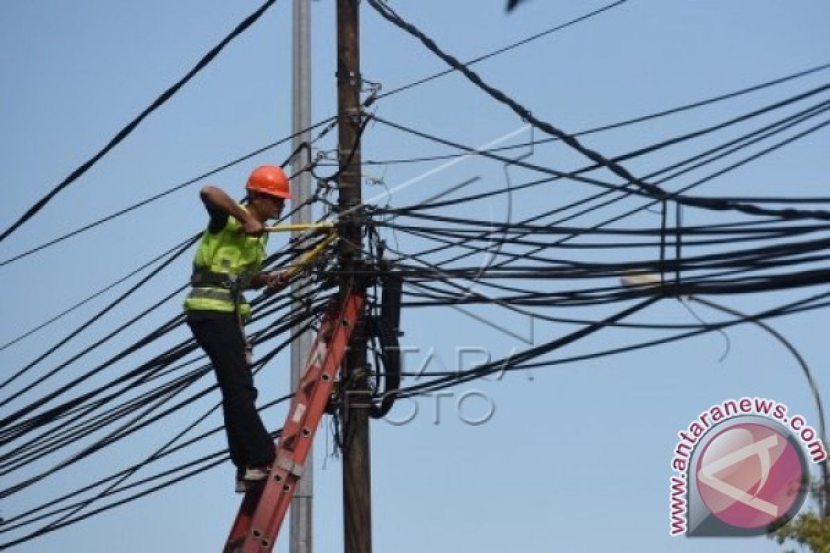 PLN Jatim Targetkan Elektrifikasi 100 Persen Pada Tahun 2020