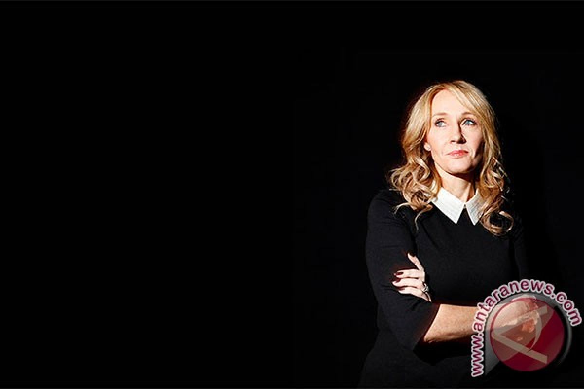 Kursi yang diduduki JK Rowling saat menulis Harry Potter dilelang