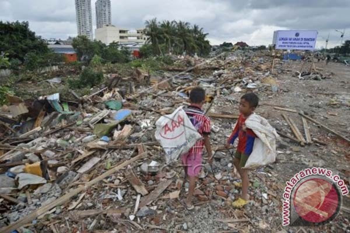 250 anak pemulung diajak nonton "dumba-dumba" 