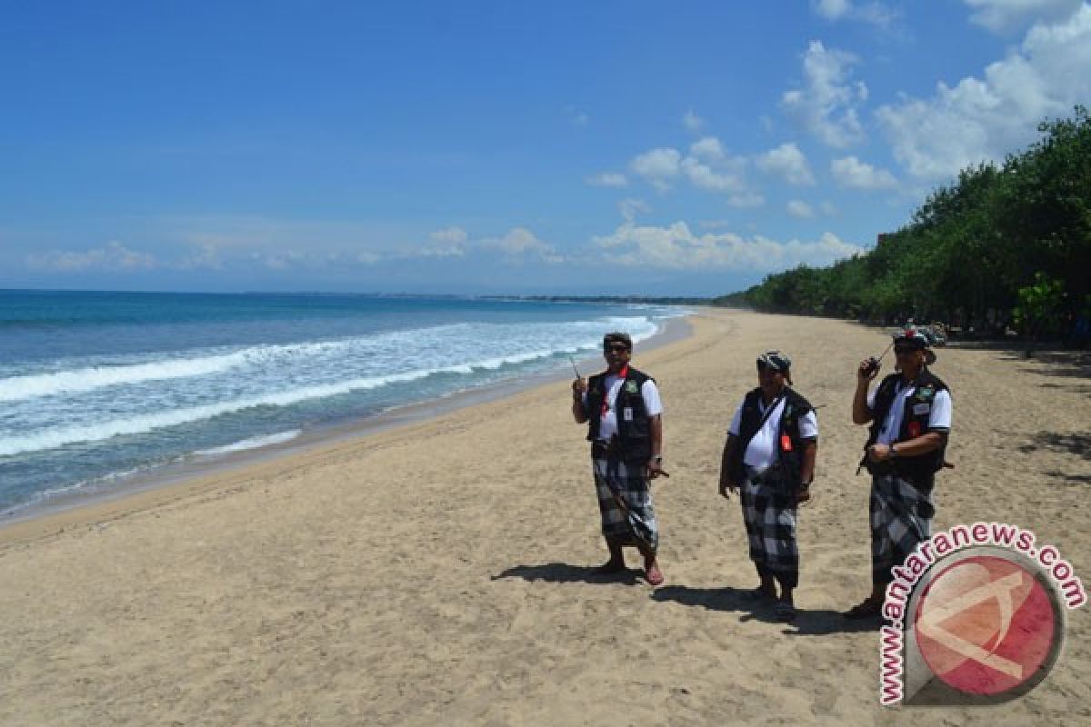 Pecalang terlibat pengamanan Imlek di Bali