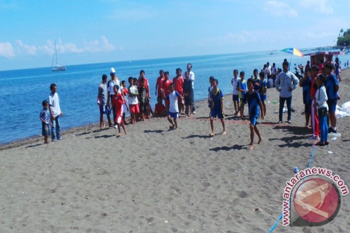 Wisatawan Domestik Padati Pantai Lovina Buleleng