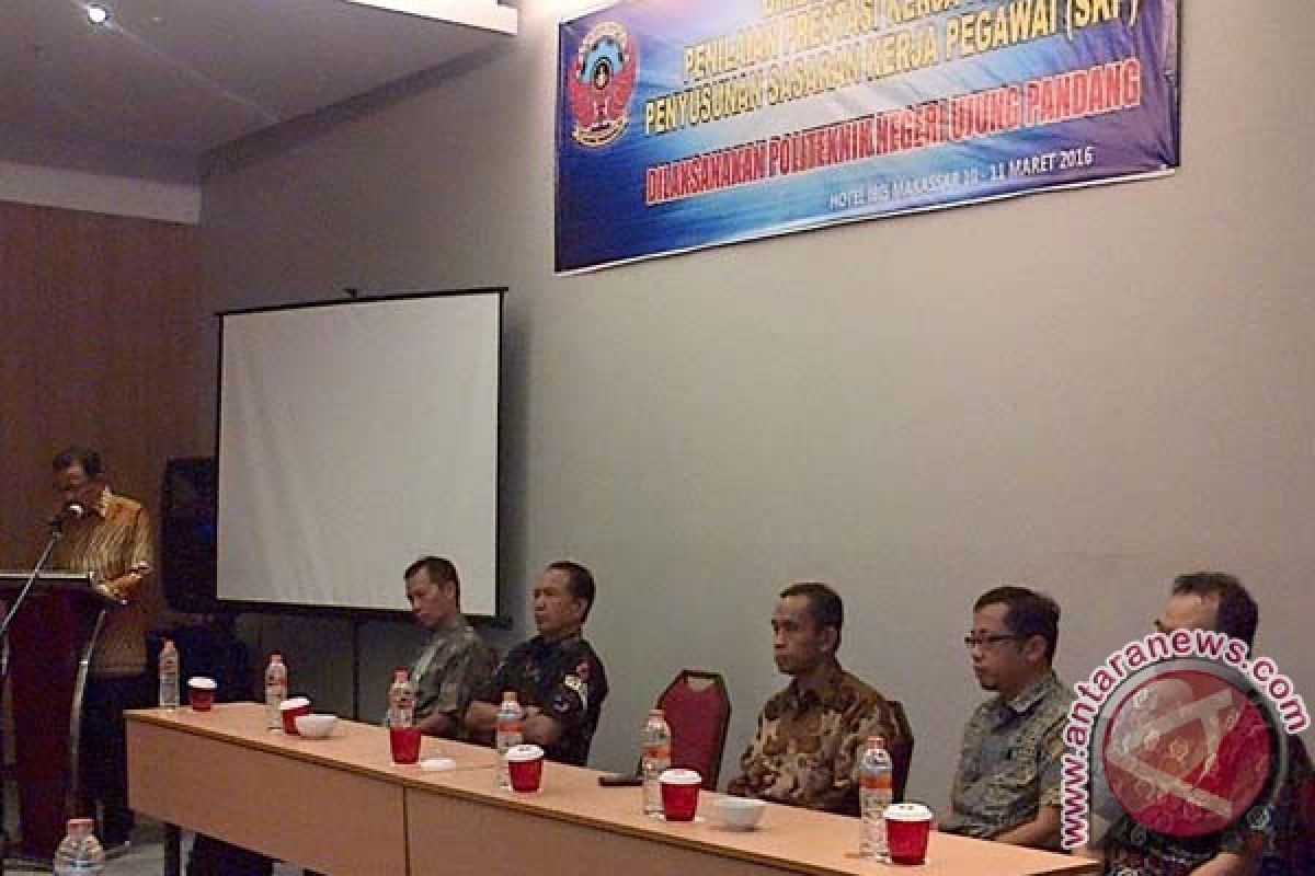 Bupati Sinjai buka bimtek SKP