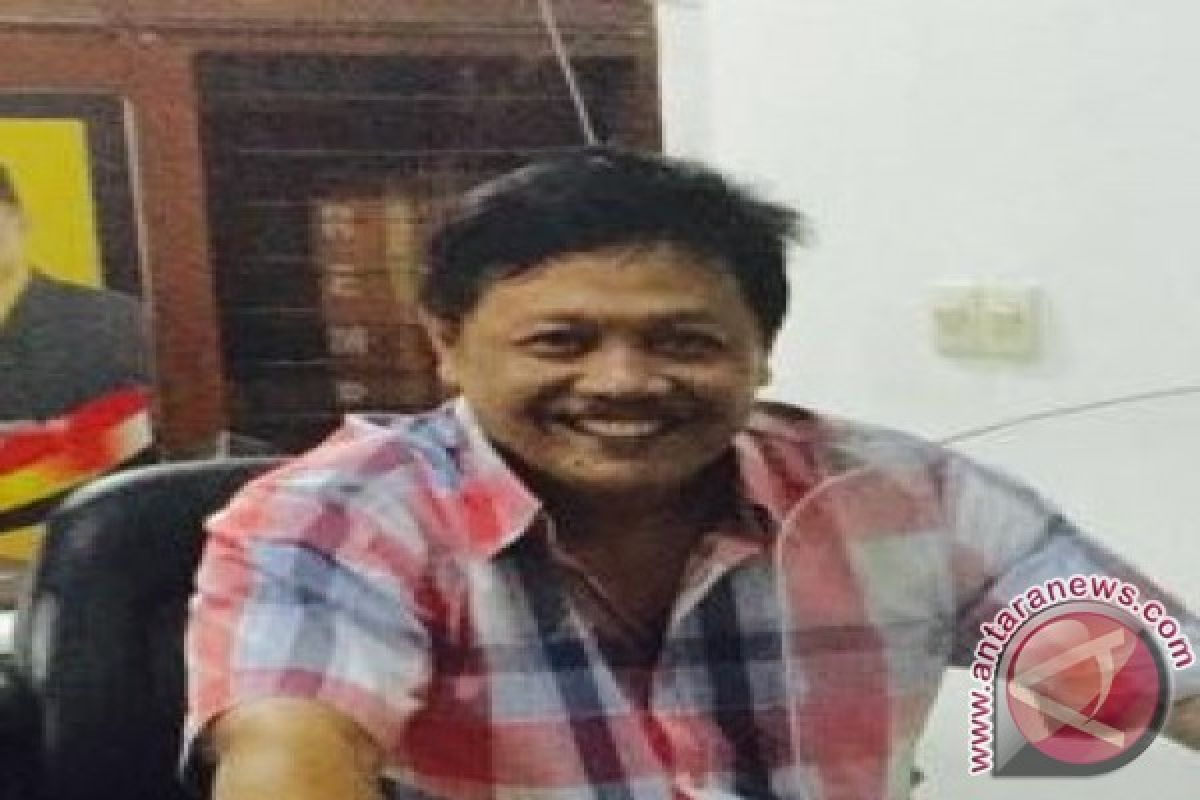 Edi Rachmat  Plt Ketua Hanura Surabaya