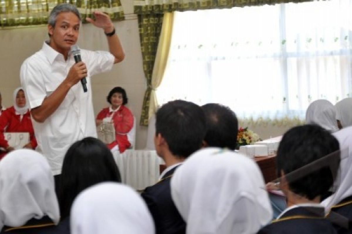 Ganjar minta Forum OSIS lakukan program kekinian