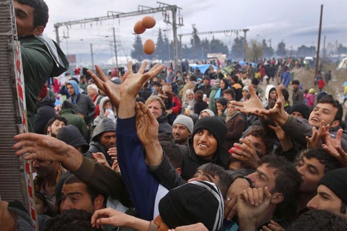 Yunani bongkar kamp imigran di Idomeni