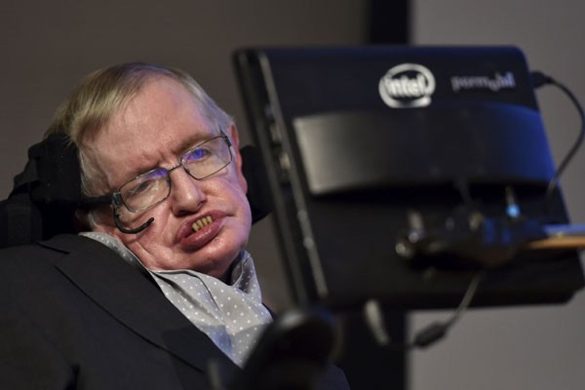 Stephen Hawking ungkap teknologi bisa atasi kemiskinan