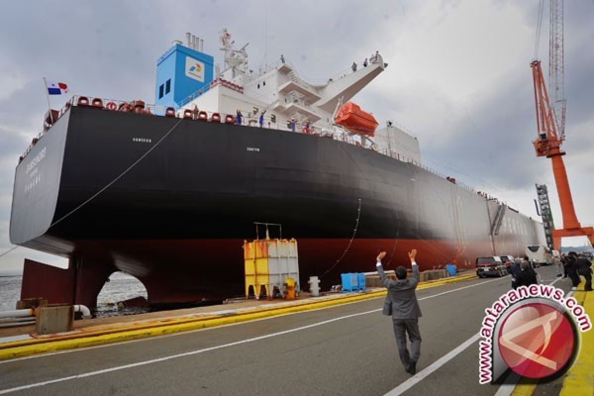 Pertamina: kapal tanker terlambat kirim pasokan BBM