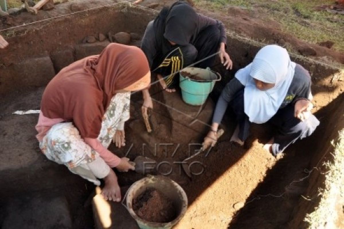 Balai Arkeologi teliti Benteng Van Den Bosch 