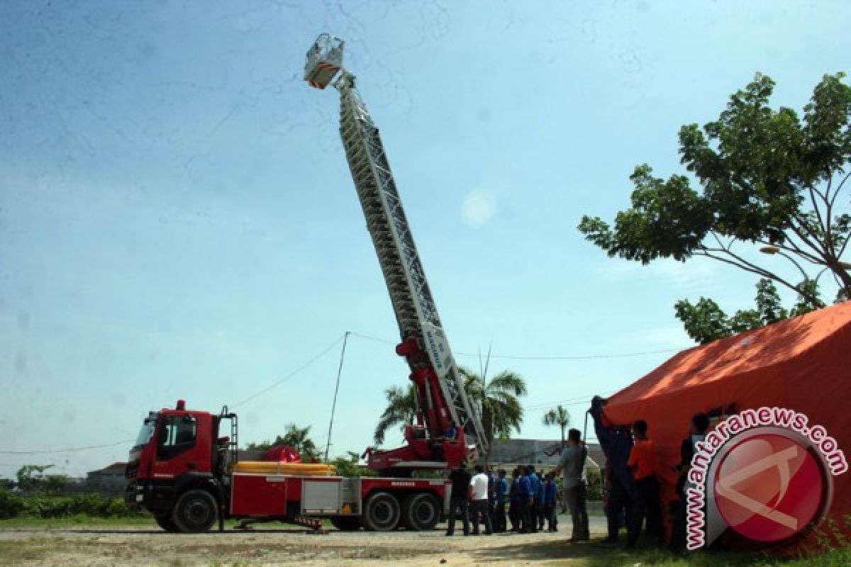 Mobil Pemadam Kebakaran Bojonegoro Bergaransi Dua Tahun