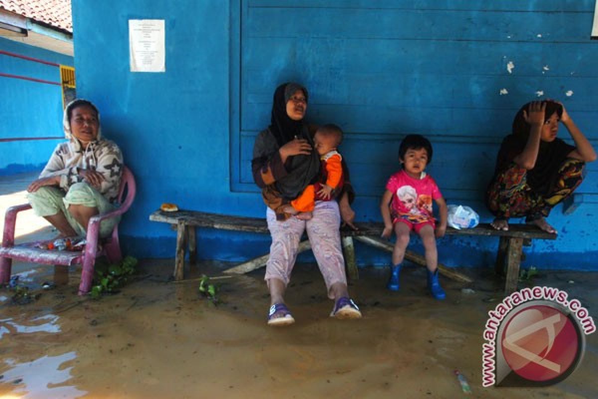 Ratusan rumah terendam banjir di Tasikmalaya