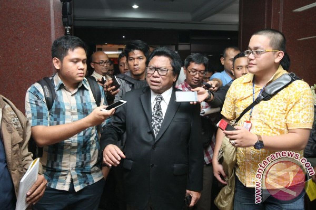 Oesman Sapta apresiasi ujian doktor yang terbuka