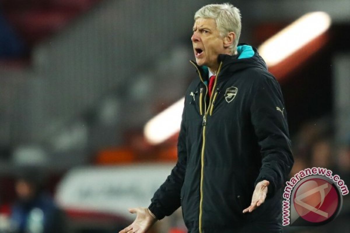 Wenger dicap sebagai diktator