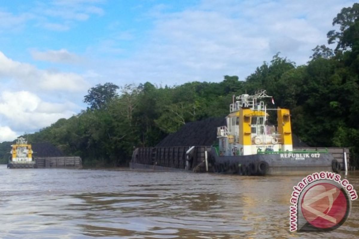 Tongkang Batubara Disandera Pekerja Jadi 24 Unit