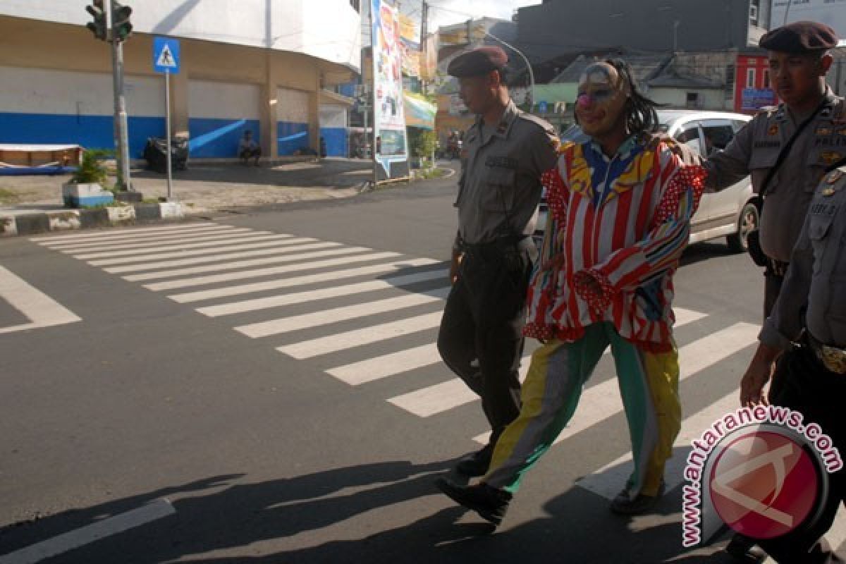 Polisi Solo Garuk Puluhan Pengamen dan Anak Jalanan