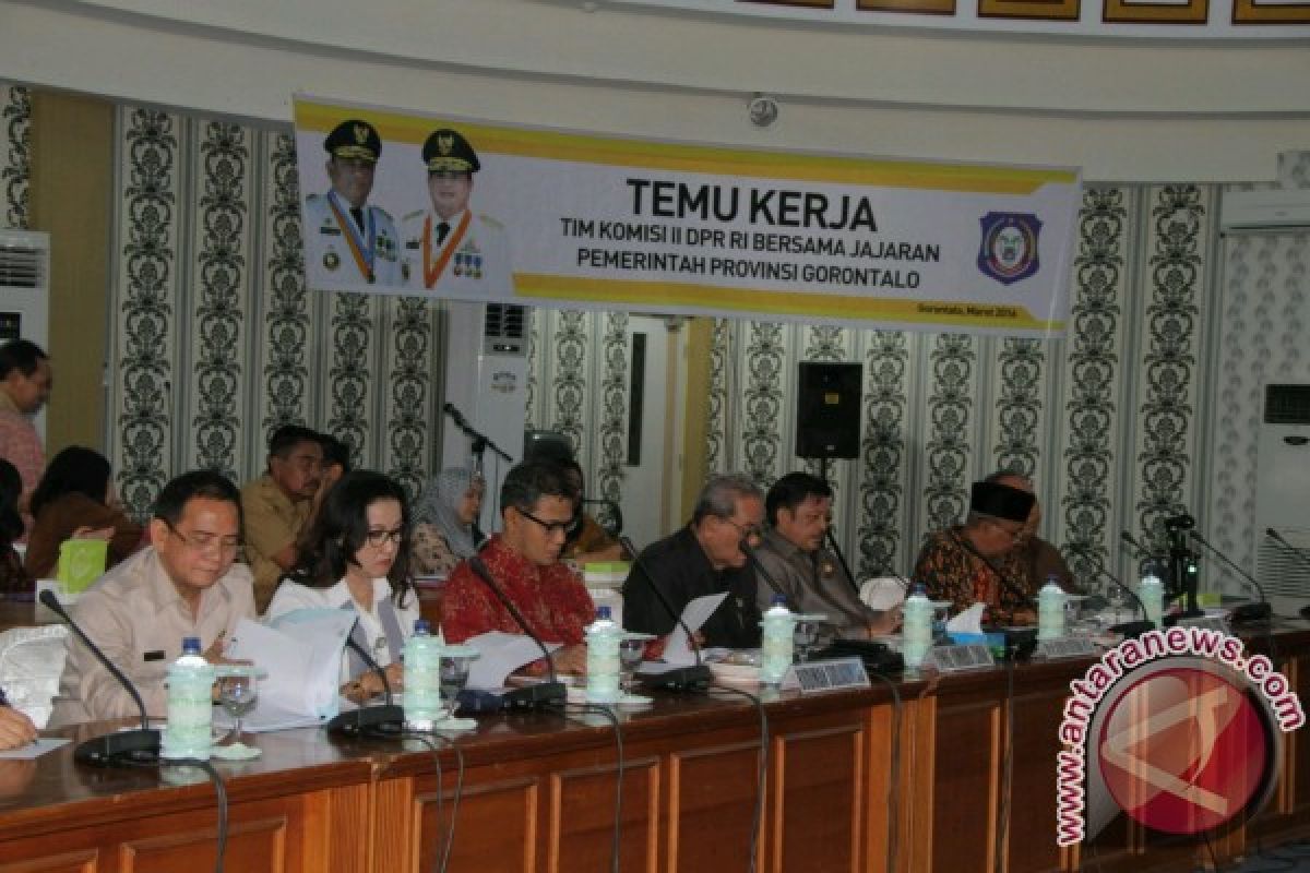 Wagub Gorontalo : Pelayanan E-KTP Mobile Rutin Dilakukan 