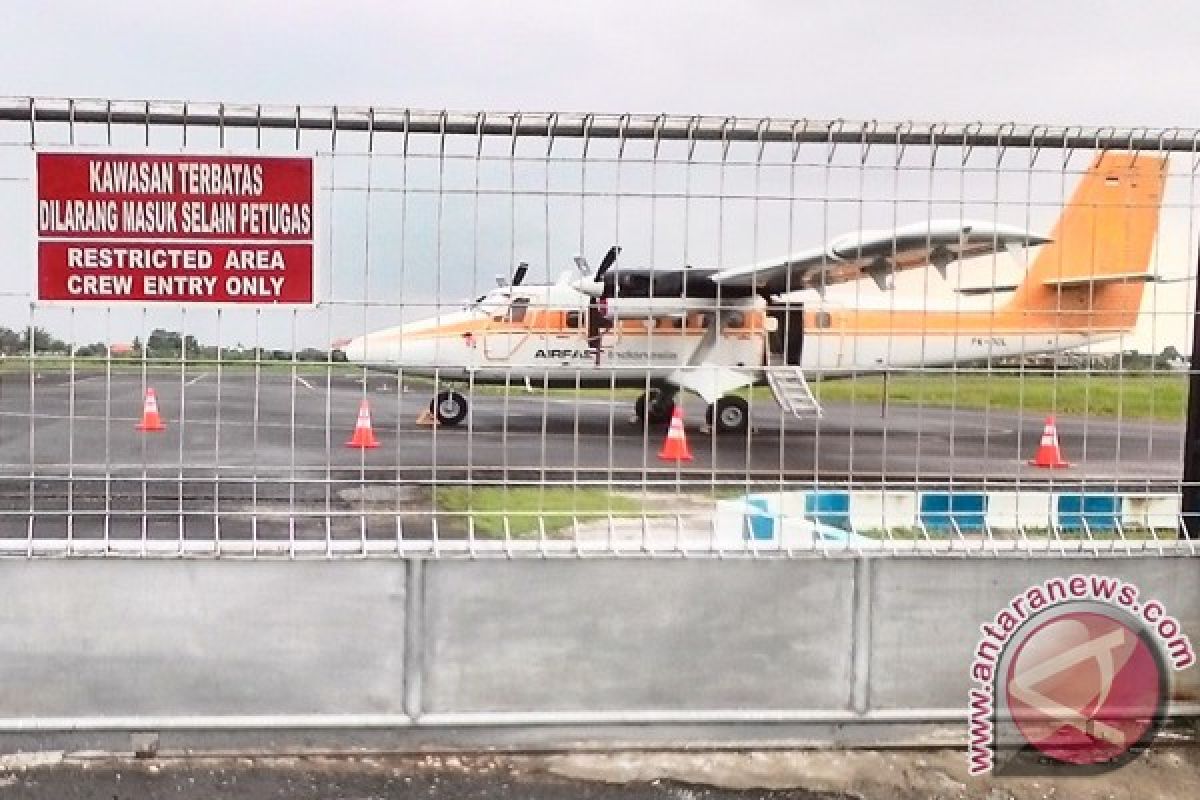 Rehabilitasi Landas Pacu Bandara Trunojoyo masih Lelang