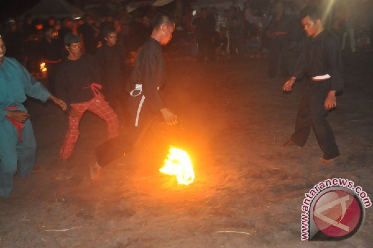 Permainan Tradisional Sambut GMT di Bangka Tengah