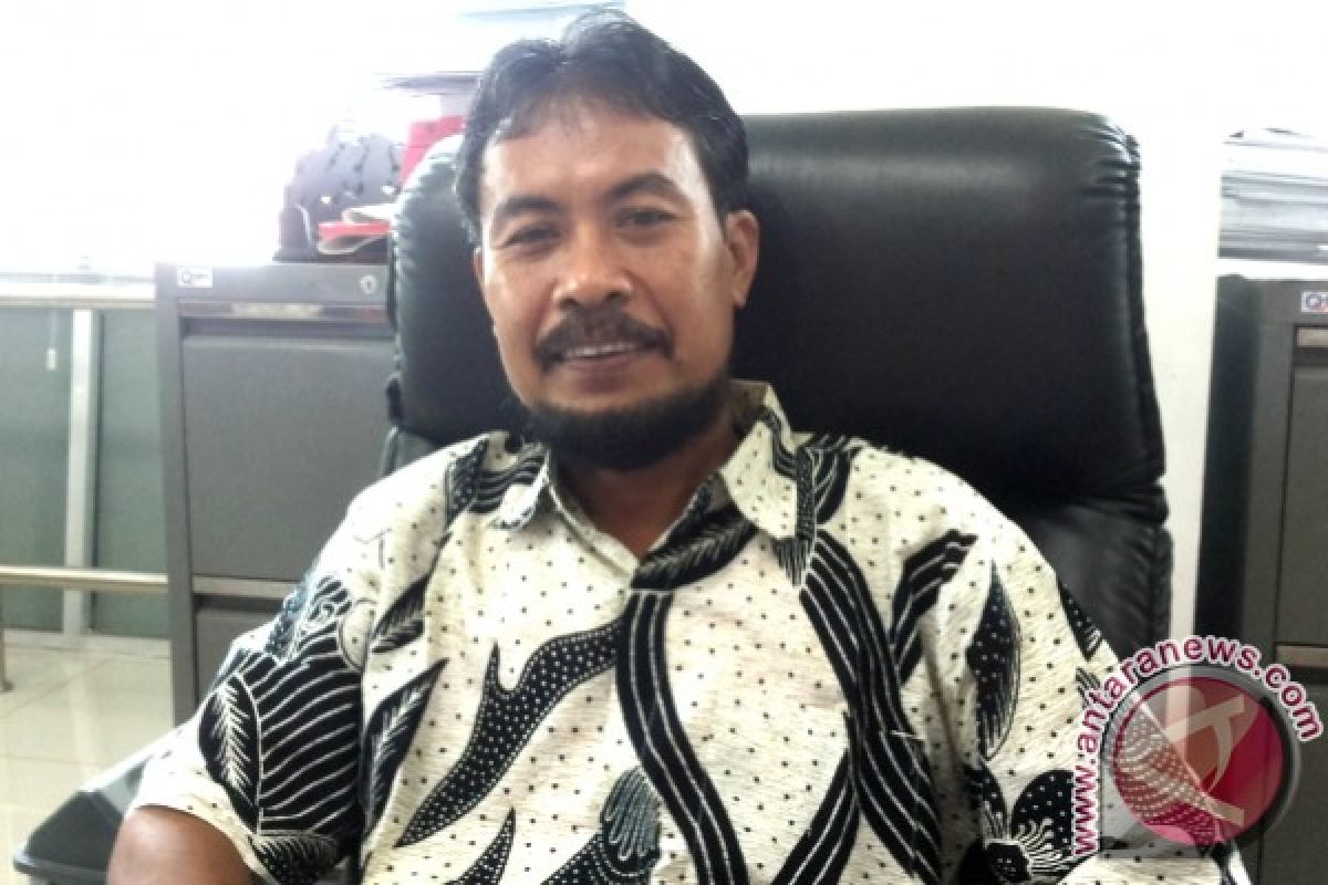 Tambal Sulam Jalan Poros Tengah Trans Kalimantan Pemborosan