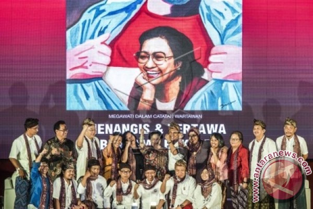 Megawati Kumpulkan Dana Lelang Buku Rp2,275 Miliar