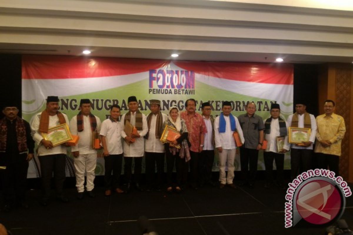 Yusril-Sandiaga dianugerahi anggota kehormatan Forum Pemuda Betawi