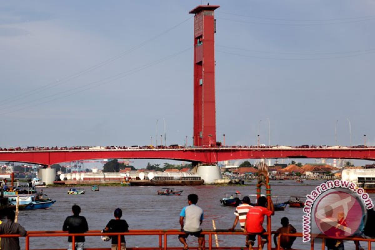 Jembatan Ampera akan dipercantik seperti Banpo Bridge Korsel