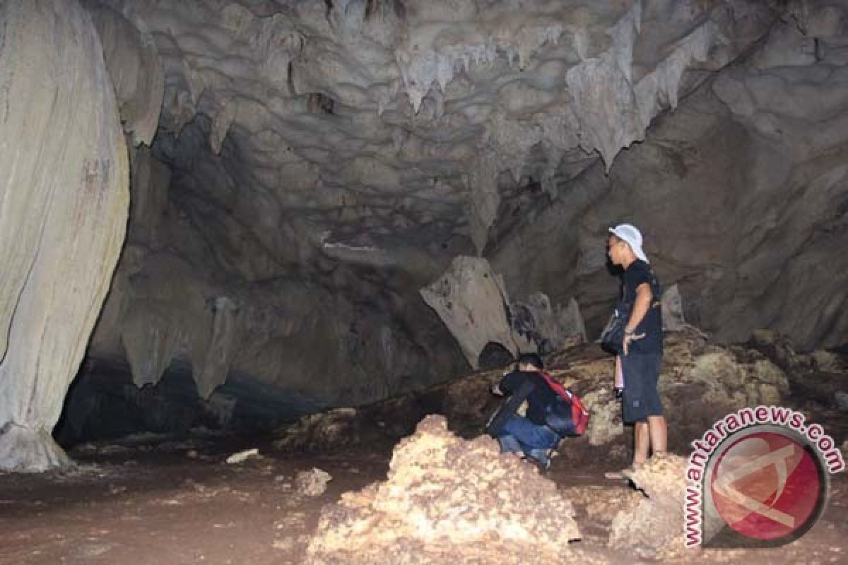 Pemkab Tabalong Benahi Wisata Goa Liang Kantin