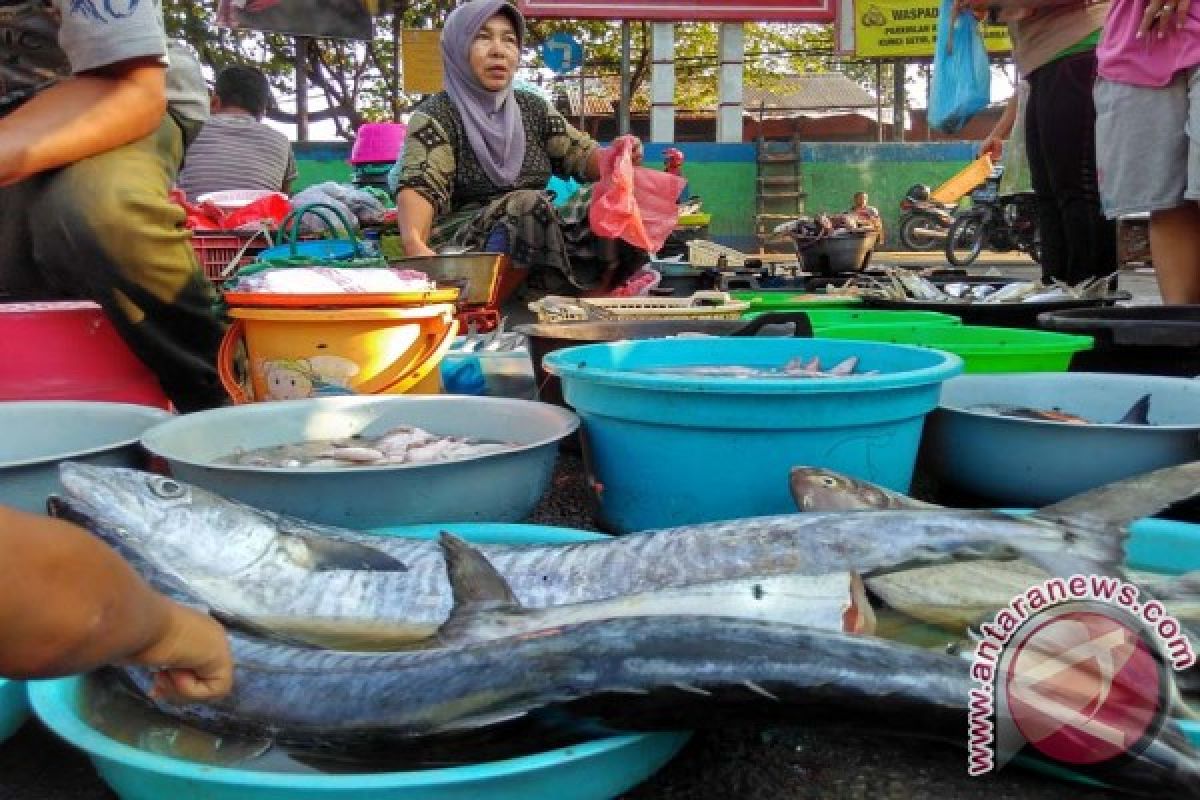 Harga Ikan Laut di Bojonegoro Stabil