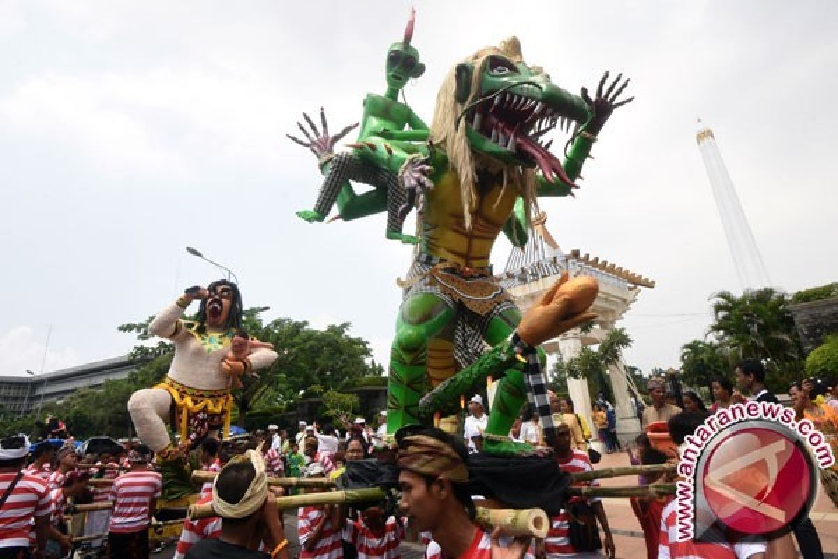 Keharmonisan Budaya Dalam Pawai Ogoh-Ogoh Semarang