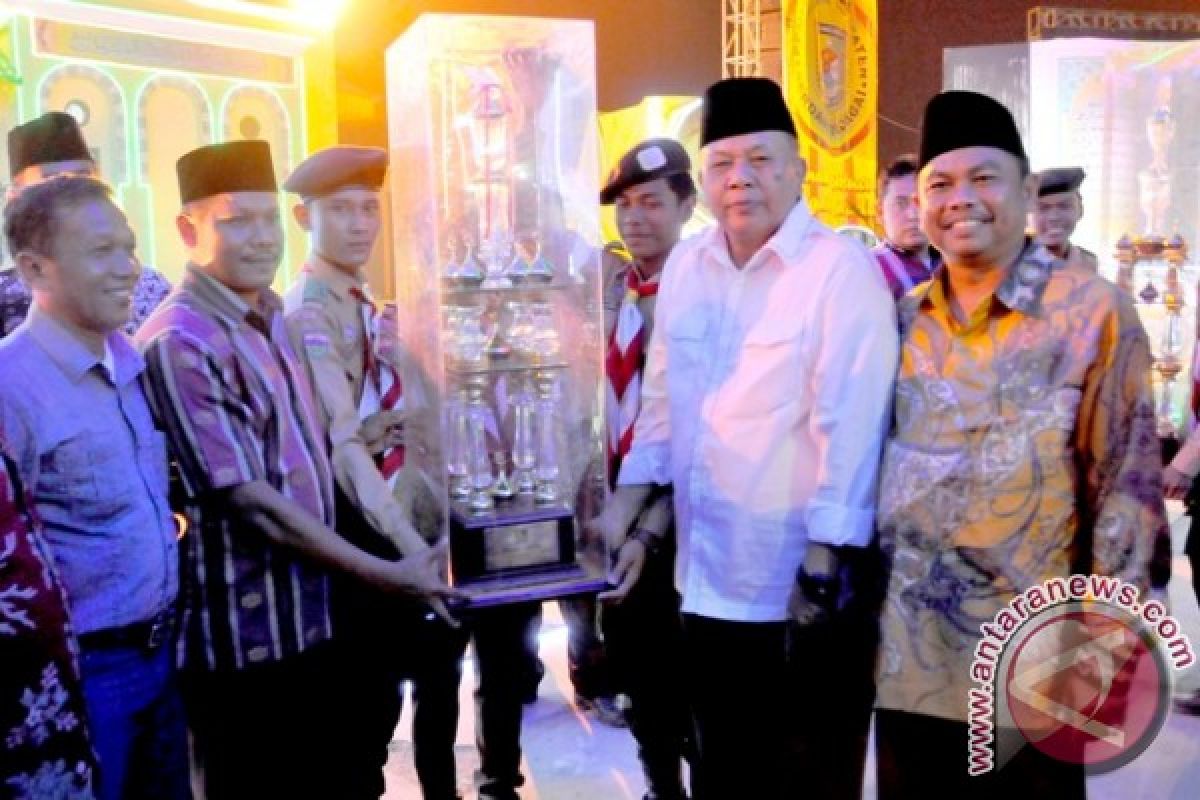 Bupati Tutup MTQ XII dan FSN XIII 